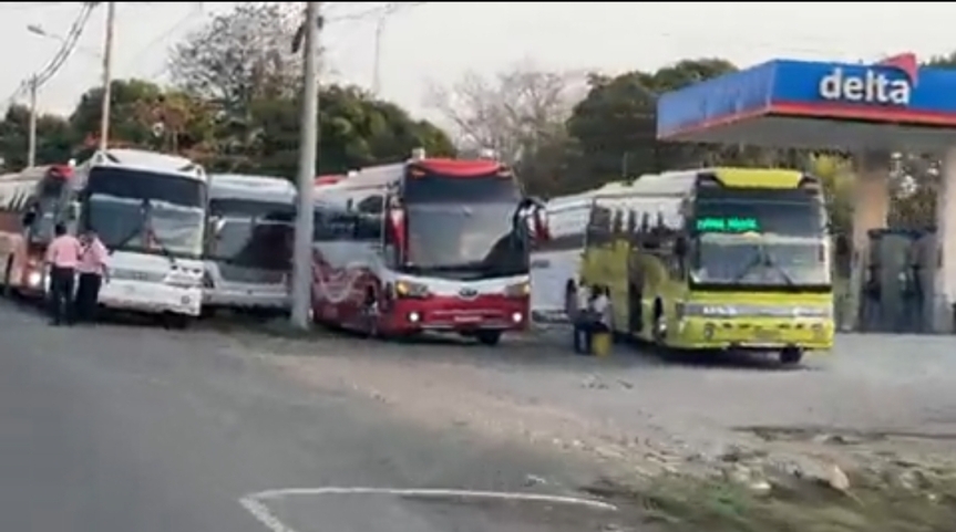 BREAKING: 24 Busses of Illegal Immigrants are Coming from Costa Rica to USA